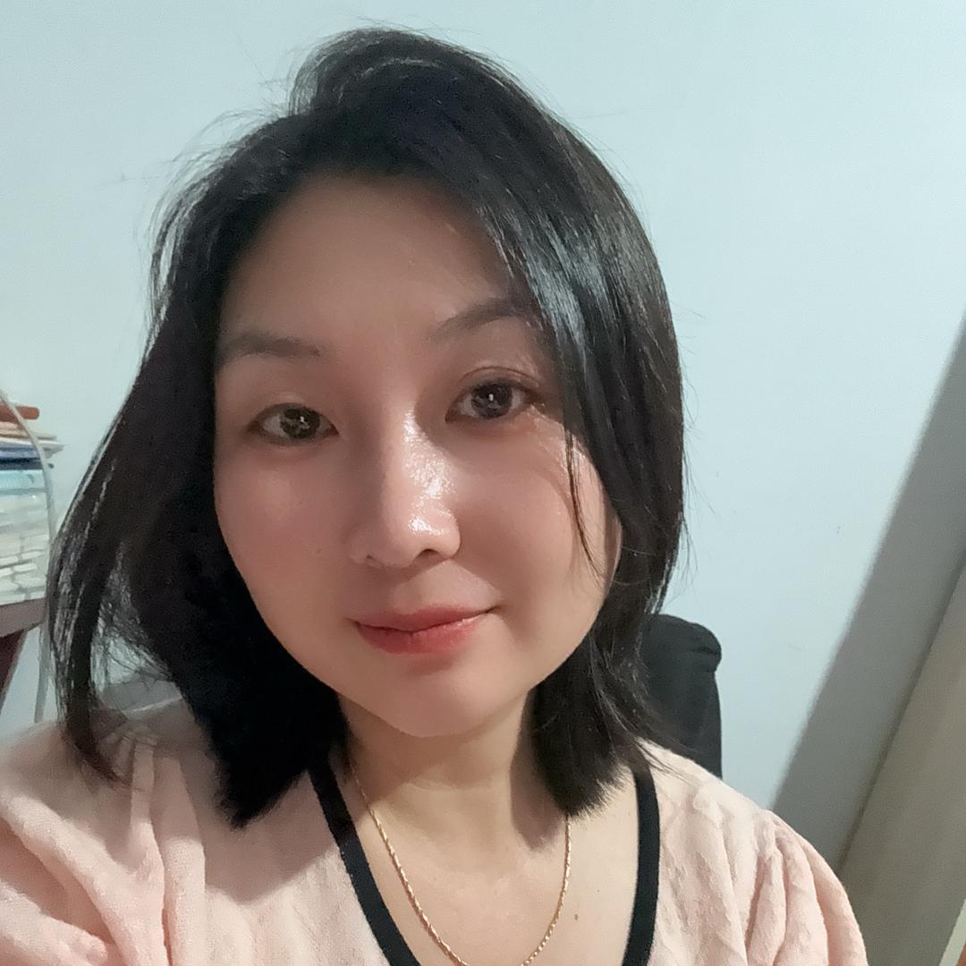 白雪爱阅读（中午13:10）