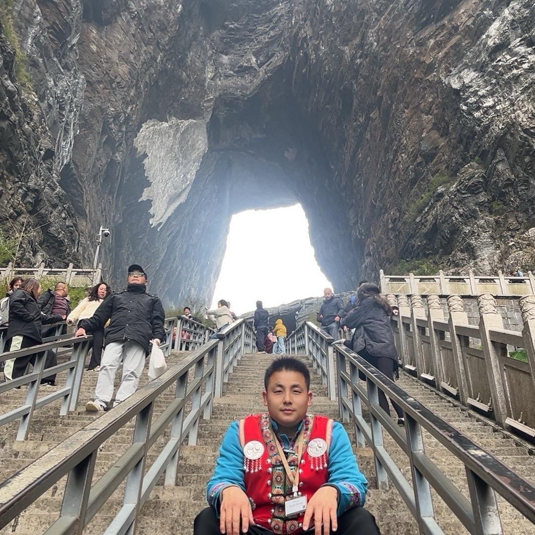 张家界纯玩小刘