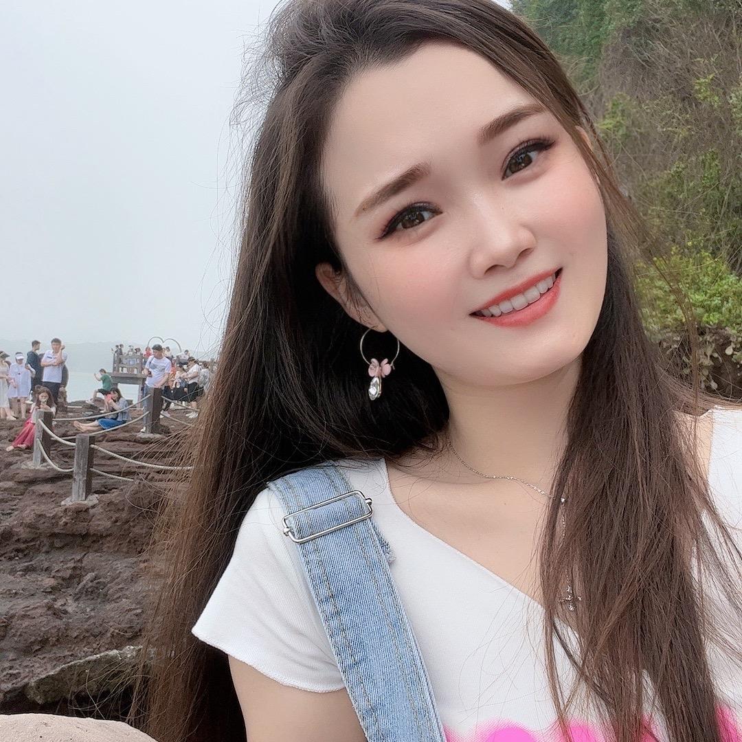 ృ༊小♥️贝♡ ༘⋆