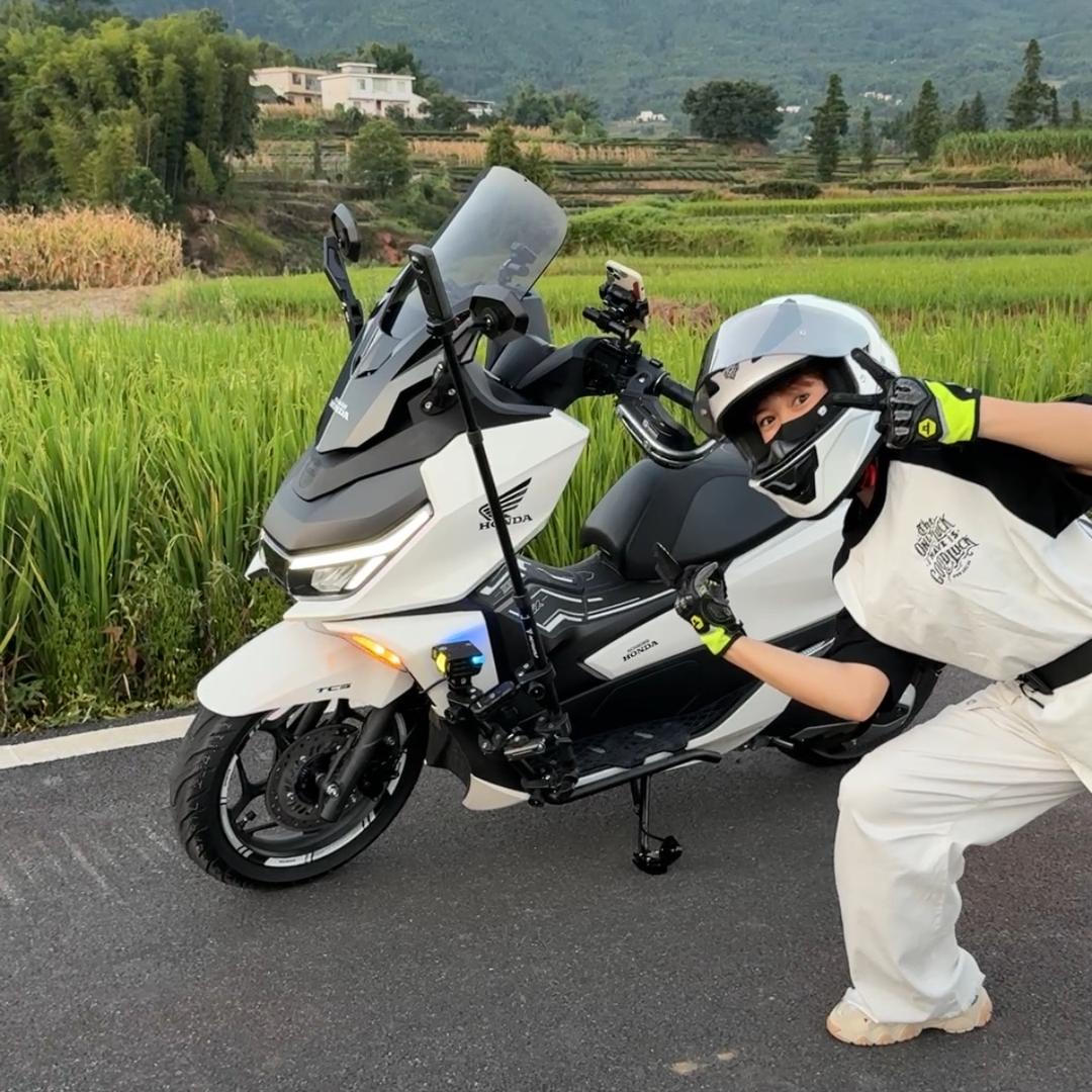 MOTO小拉 🛵💨🚗