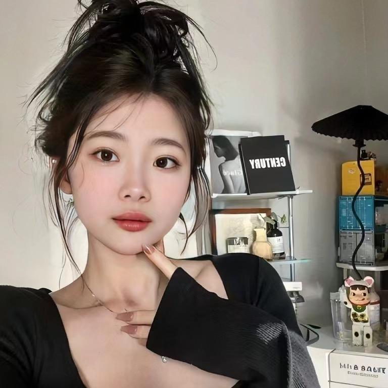 屋里超热