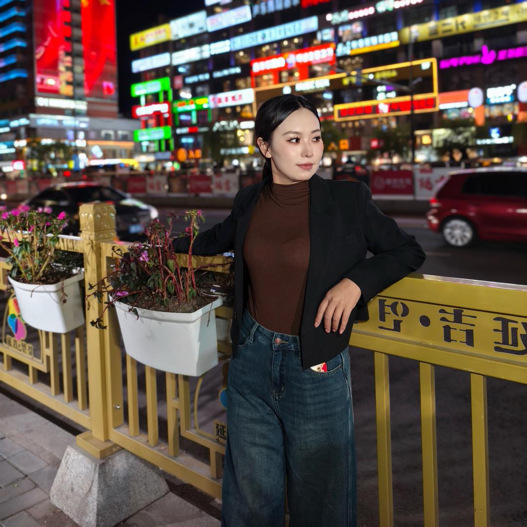 售楼处小姐姐