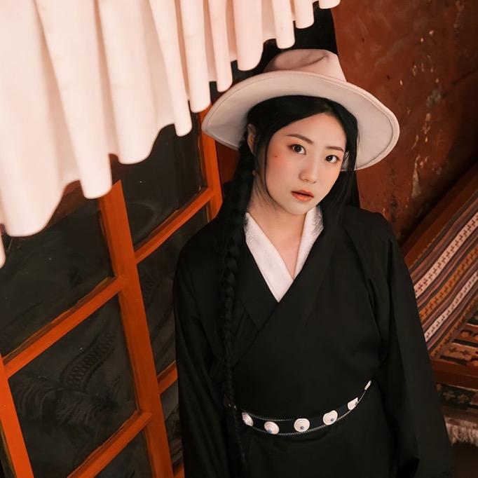 千千和谜谜