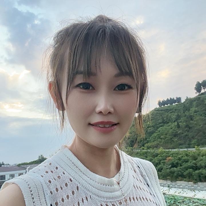 🌬💋微笑有点甜🍭