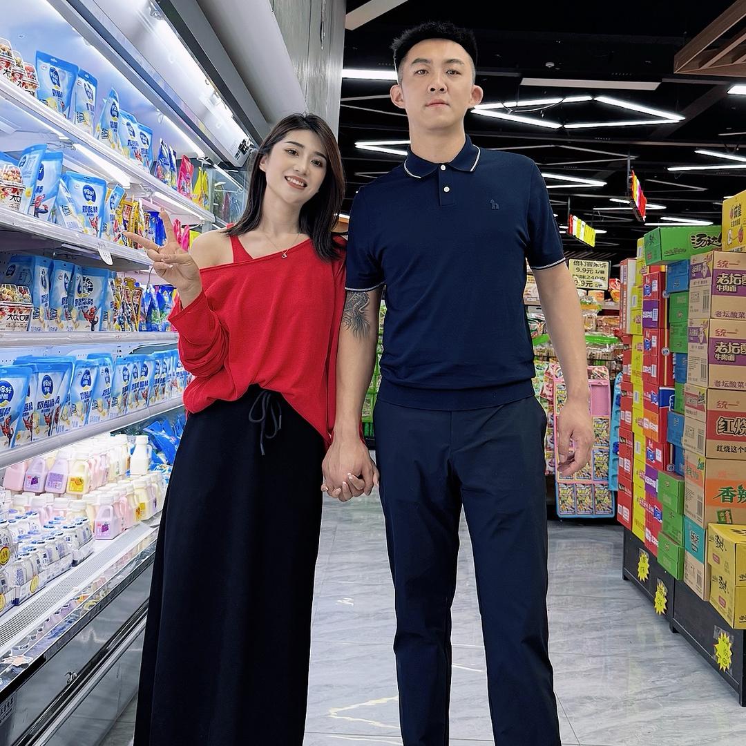 曼丽