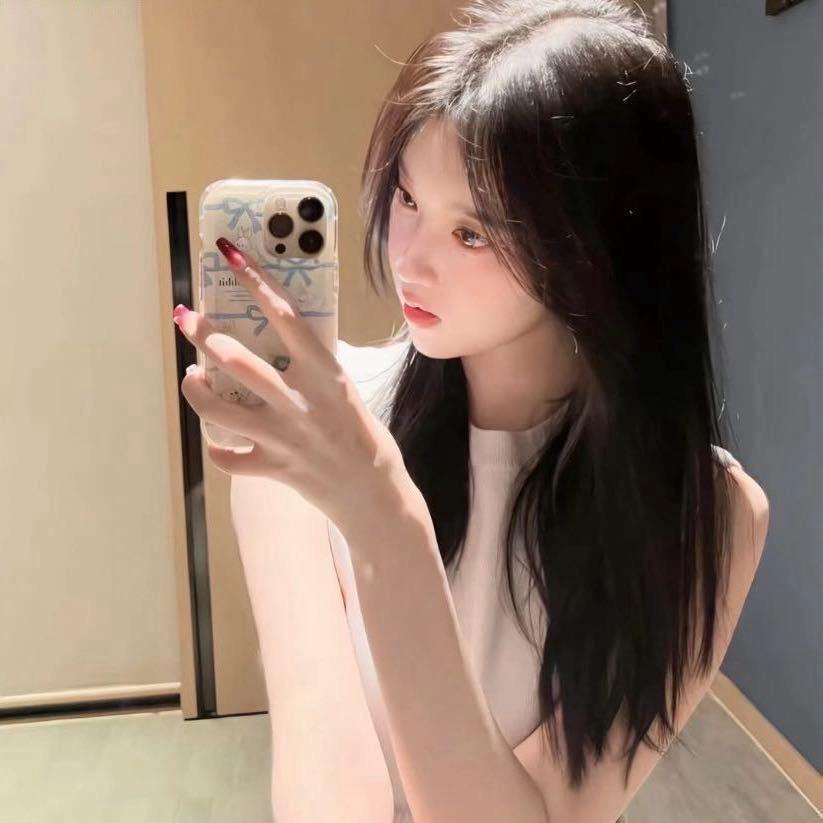 小娅.