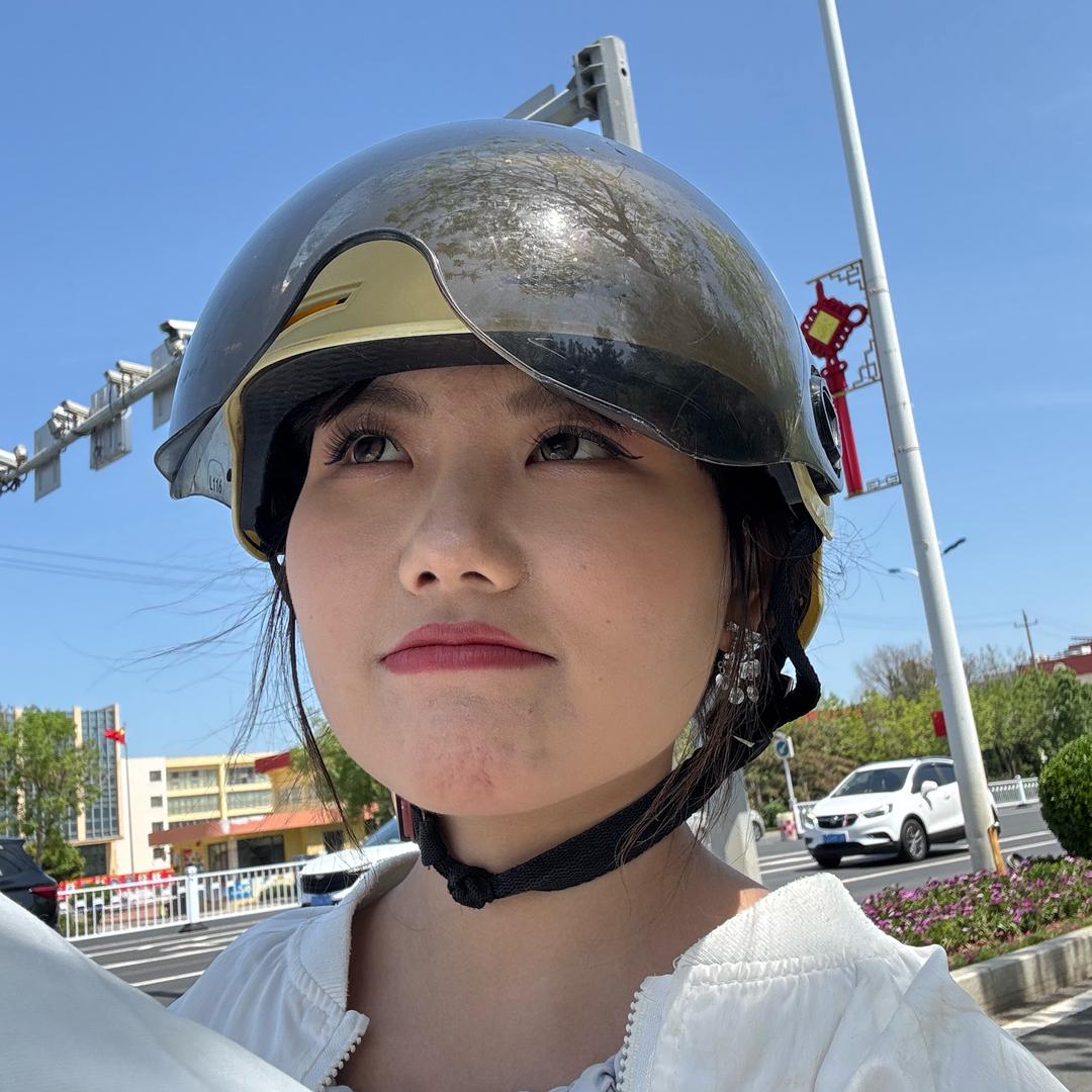 小h～呀