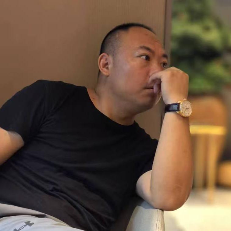 阿龙 在苏州