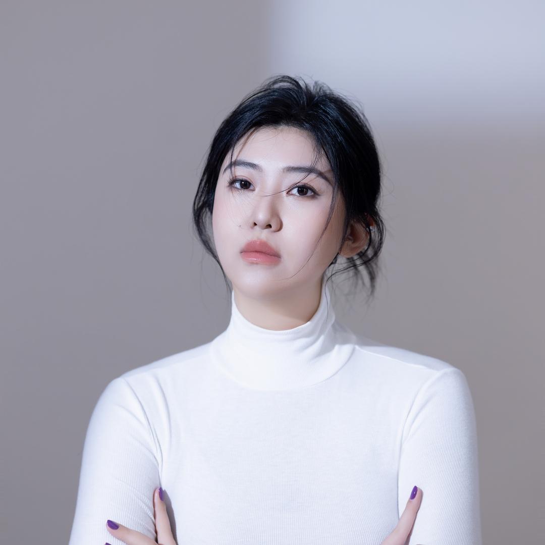 九筒（健身女孩）