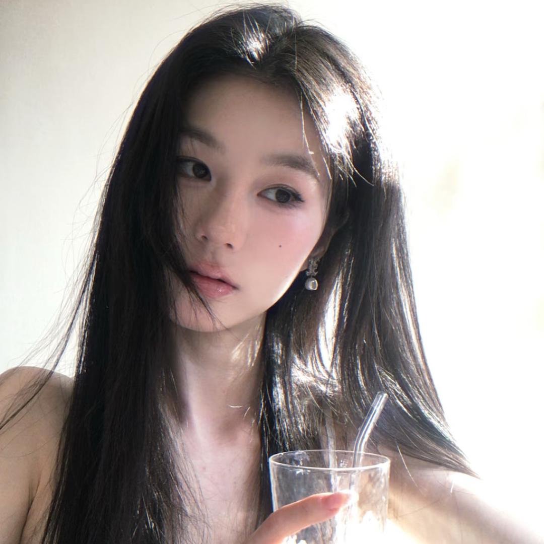 人Ꮤ.（见过王一博版）