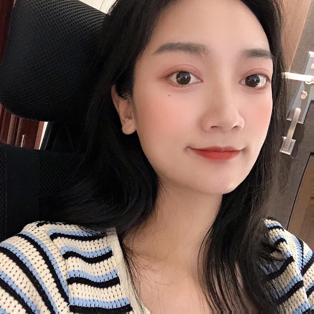 温瑜在石城卖门窗