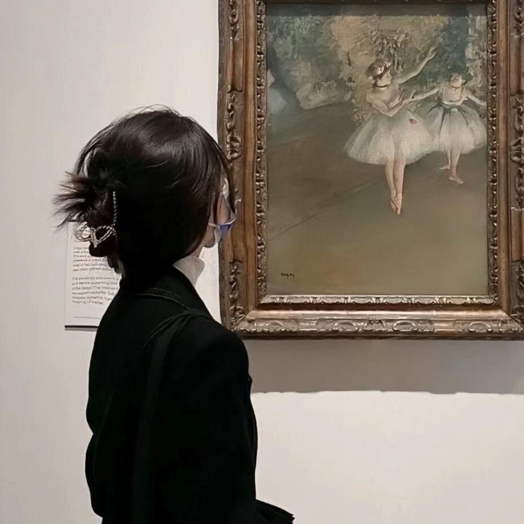 🖤•