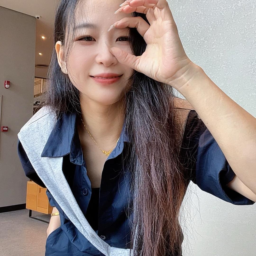 郑太太（自己姓郑）