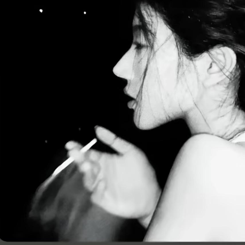 窦昭.