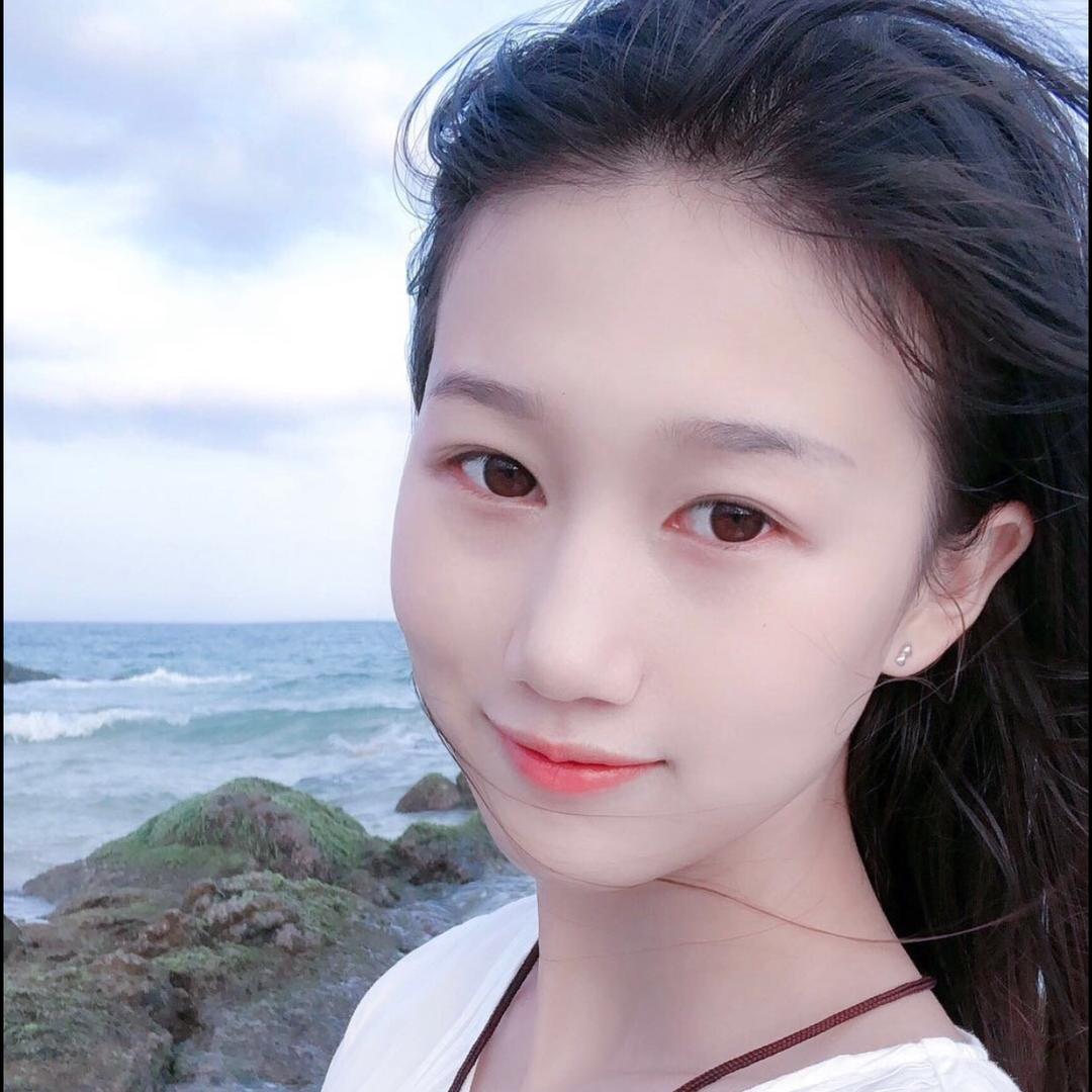 小张的鞋