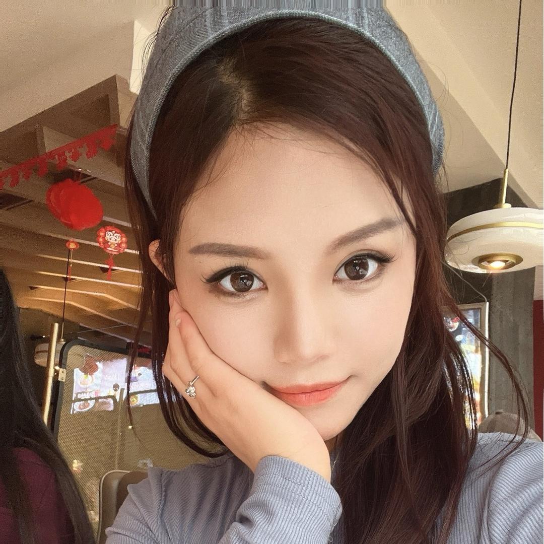 伊人普拉提女子塑形苗苗老师
