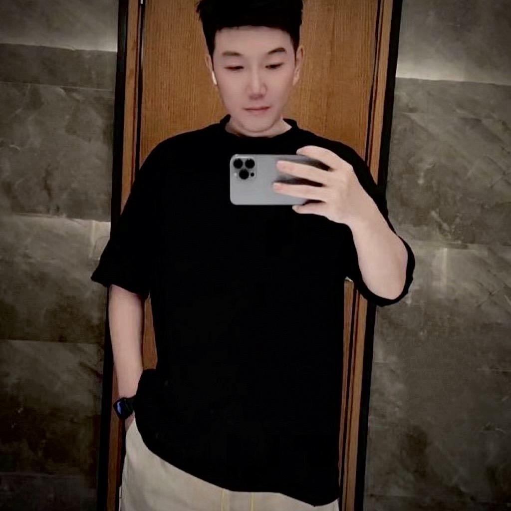 小宇哥有点怪