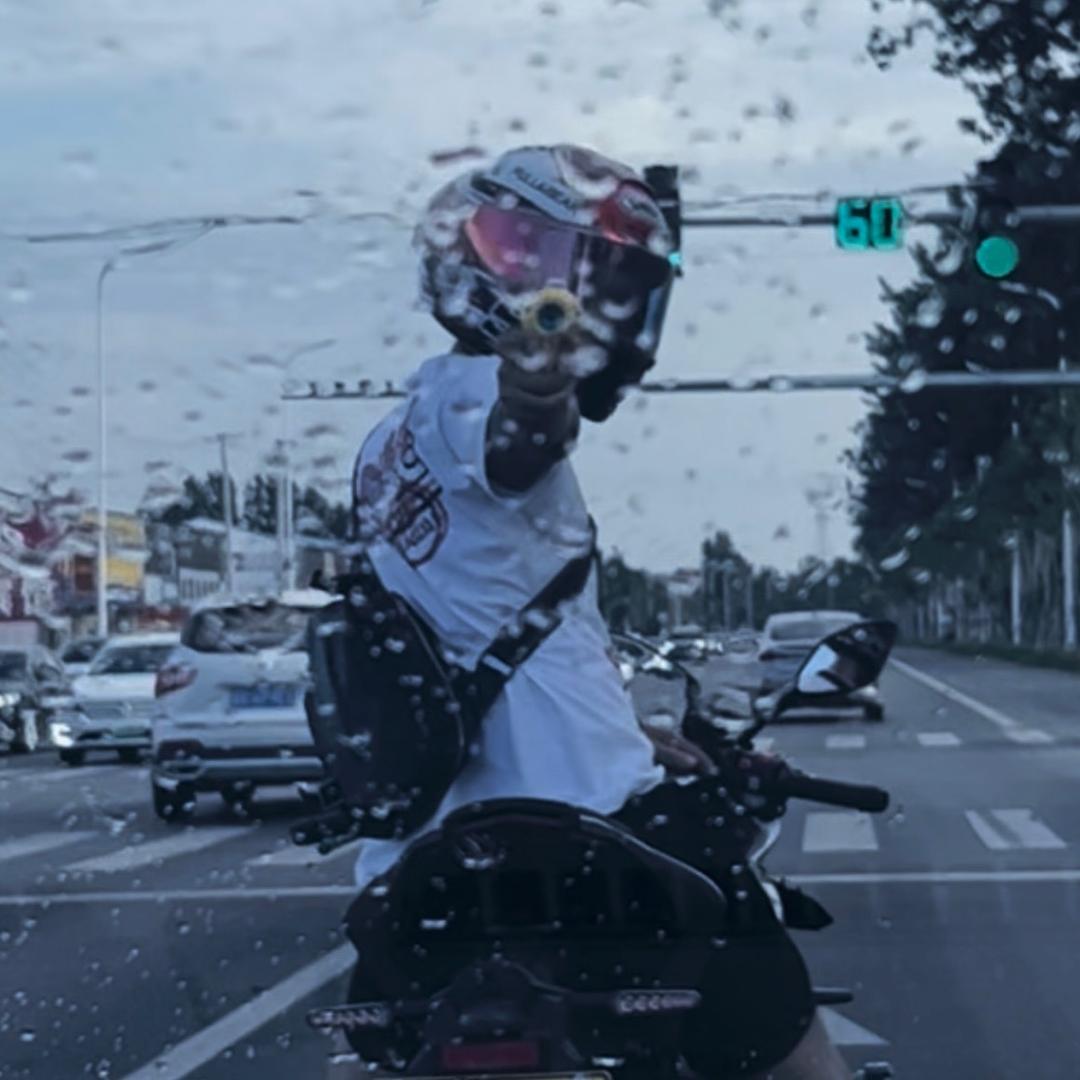 皮先生i