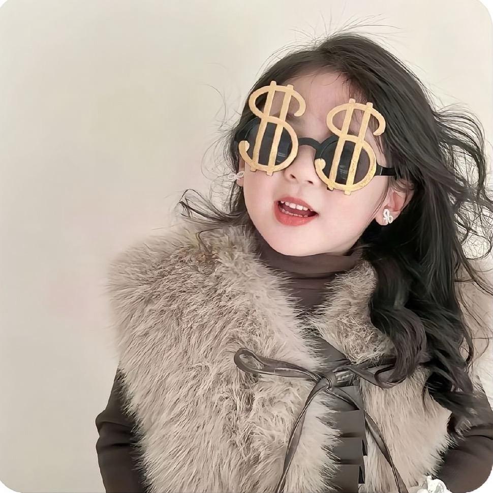 珙县巡场贝迪菲妮童装店