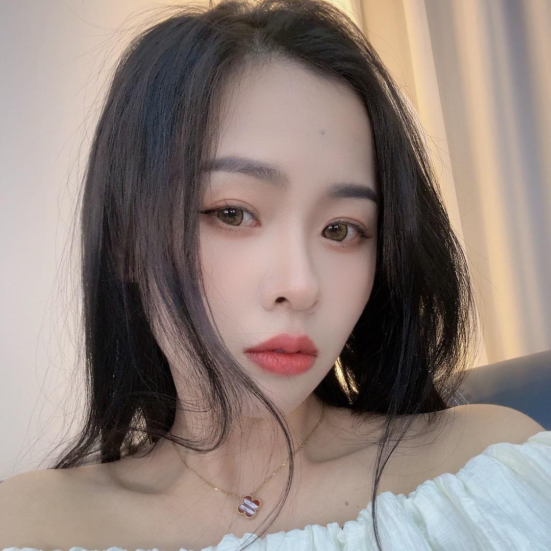 漫妮定制女装