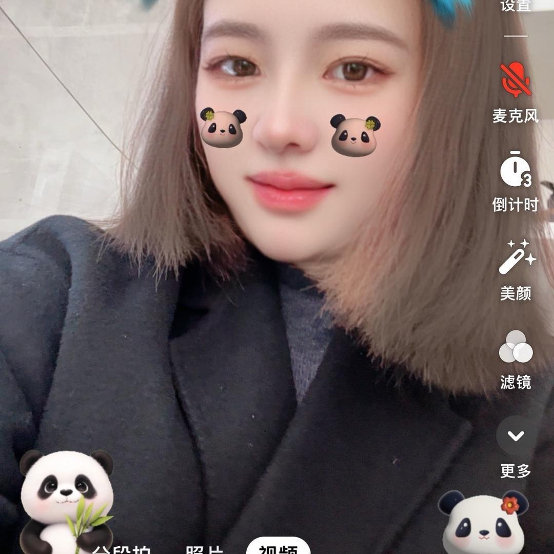 是北极熊宝宝呀