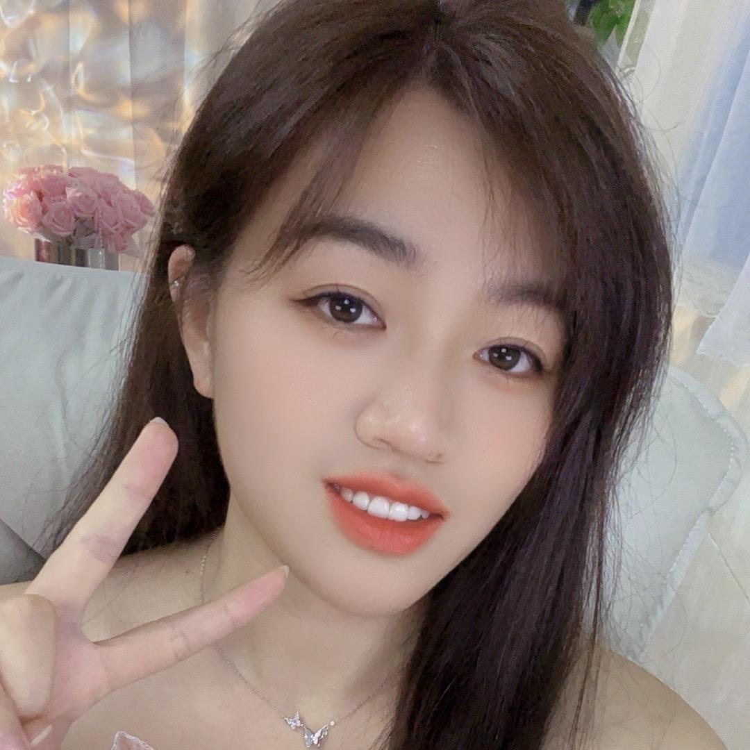 潇潇💕