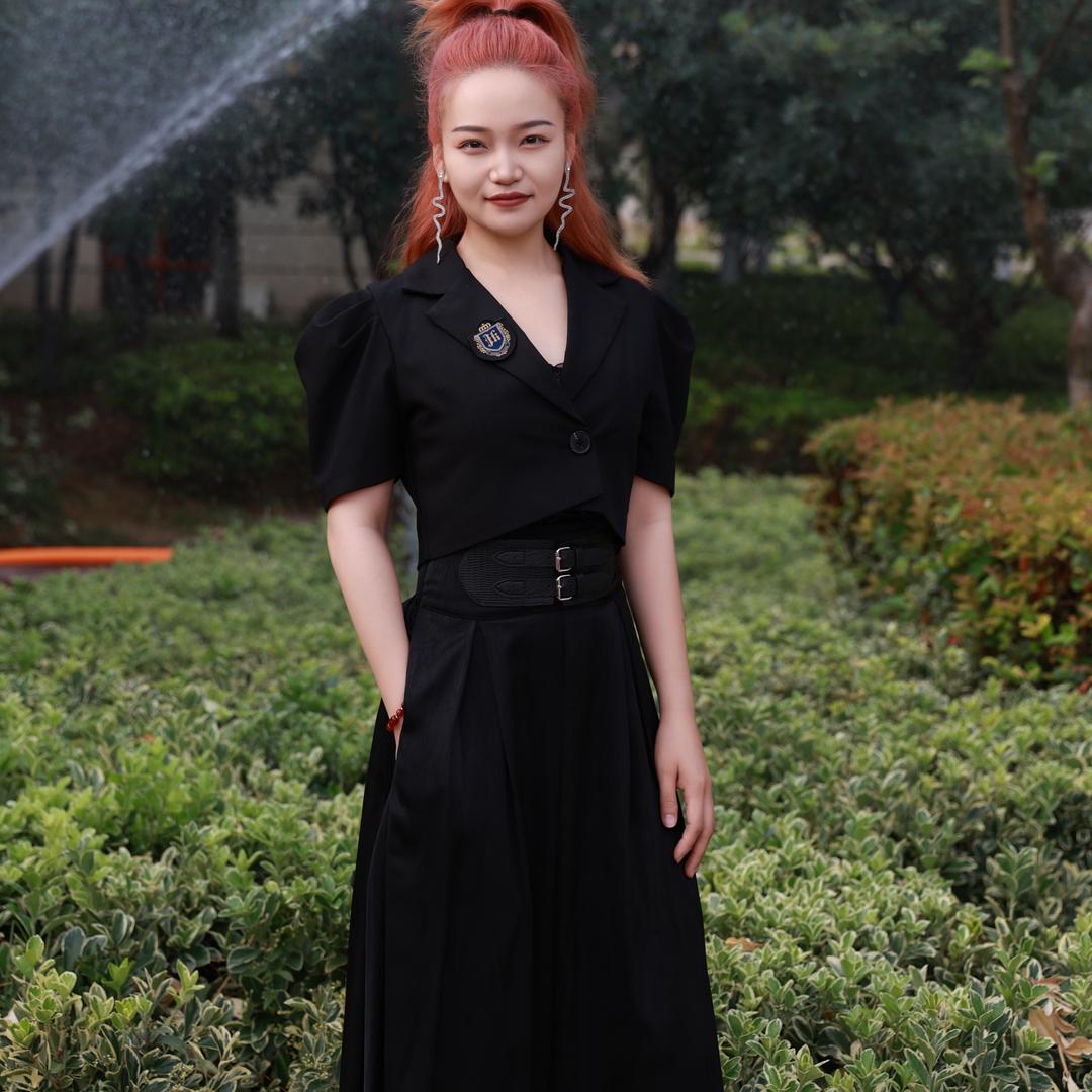 婚纱礼服租赁集合店