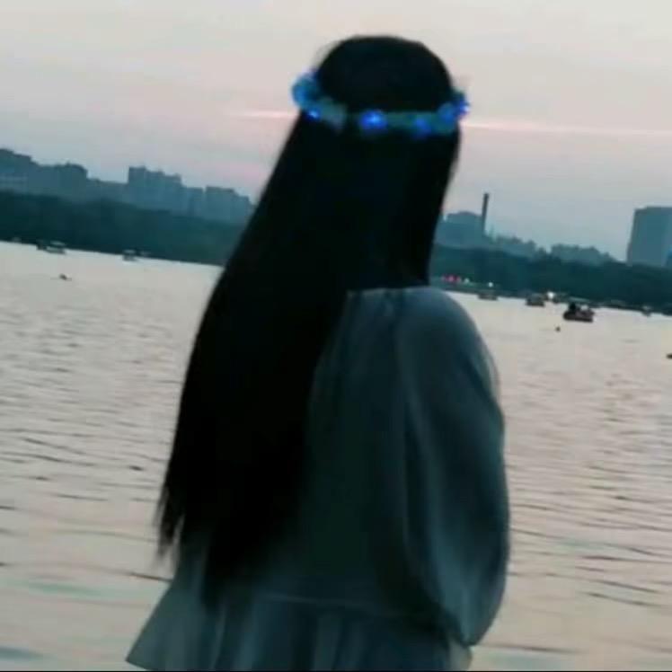 田小姐的店