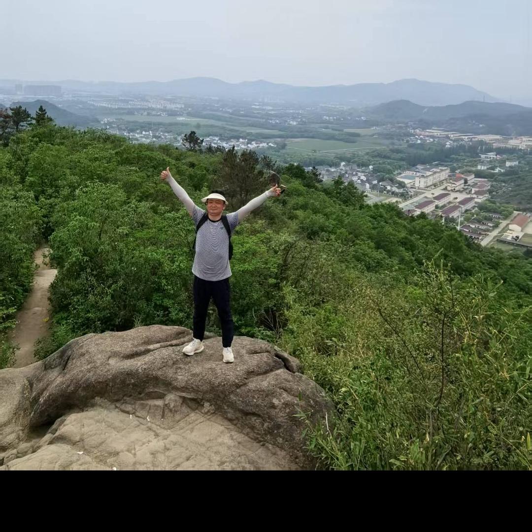 用户8593344951036冯亮