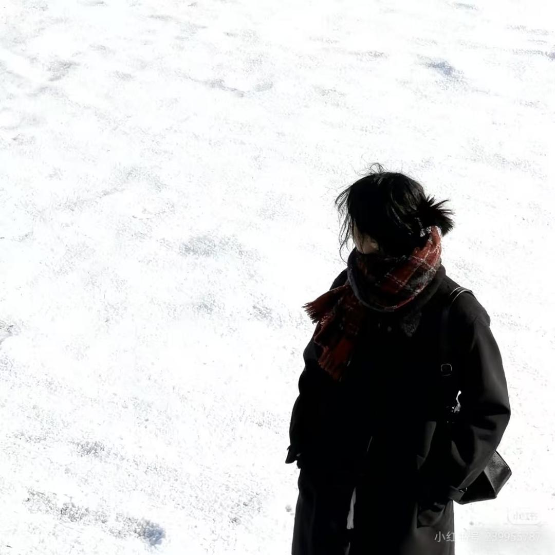 👩🏻‍🦳怡一