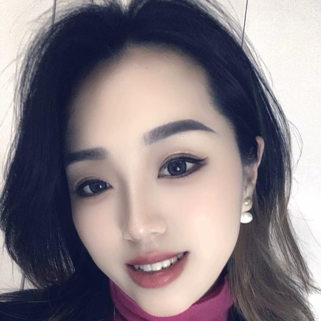 看回放的晶小朵🤣🤣🤣