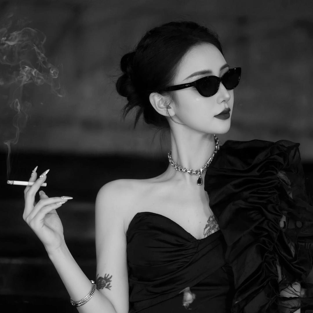 沈么都没有丫🐰