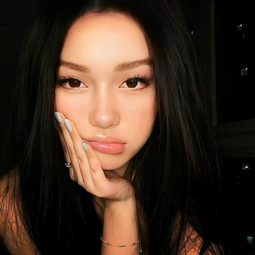 鱼子y
