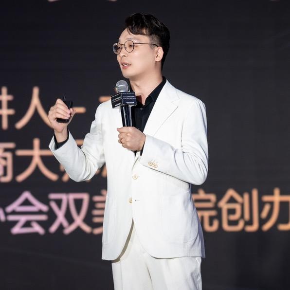 六少-用流量重塑招商