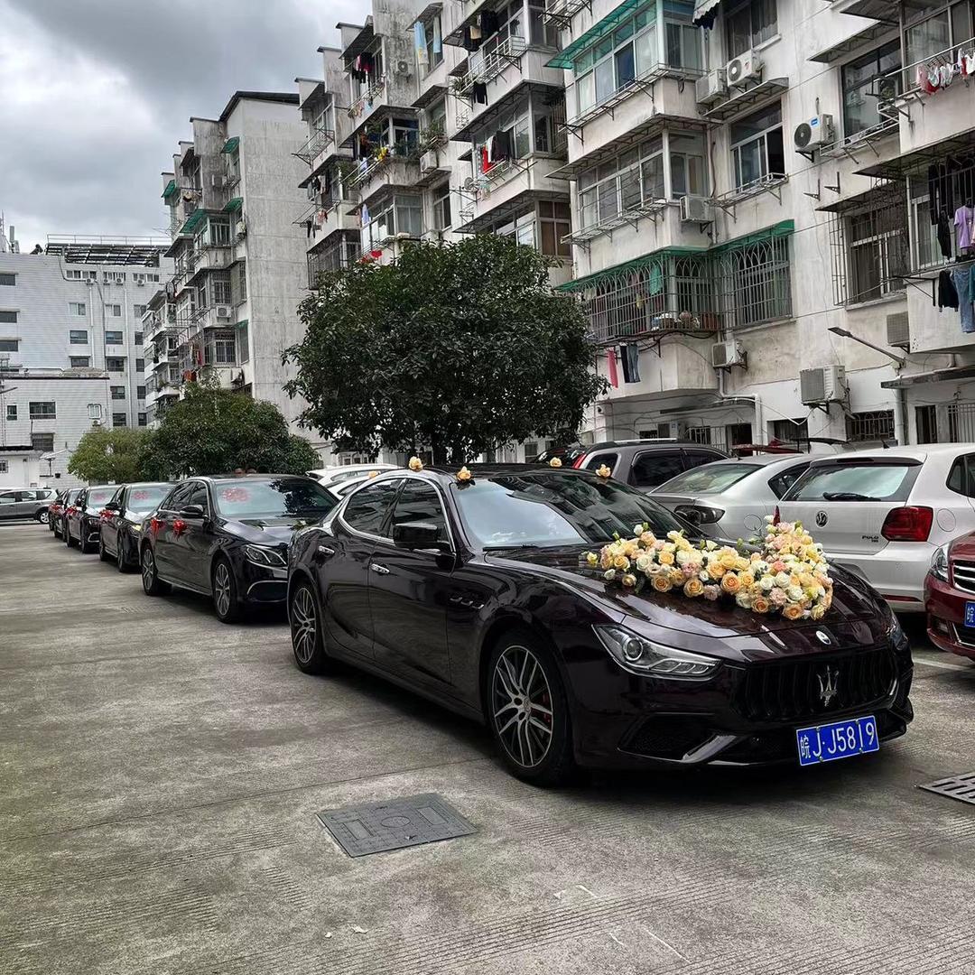 黄山婚庆车队:婚车
