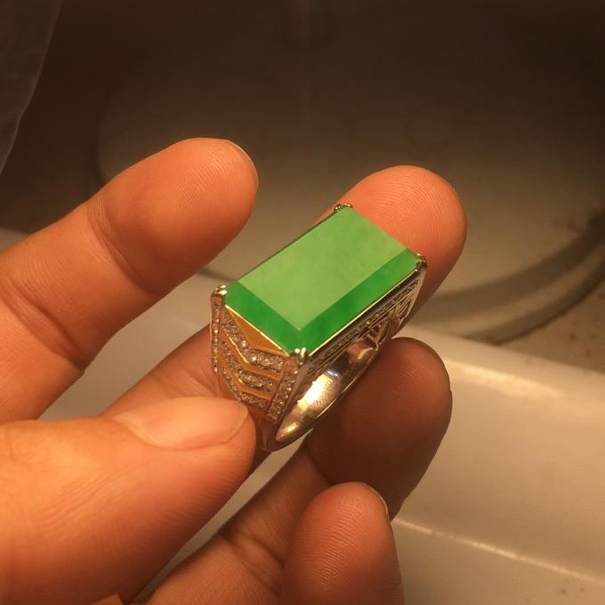 曼德勒宝绿翡翠