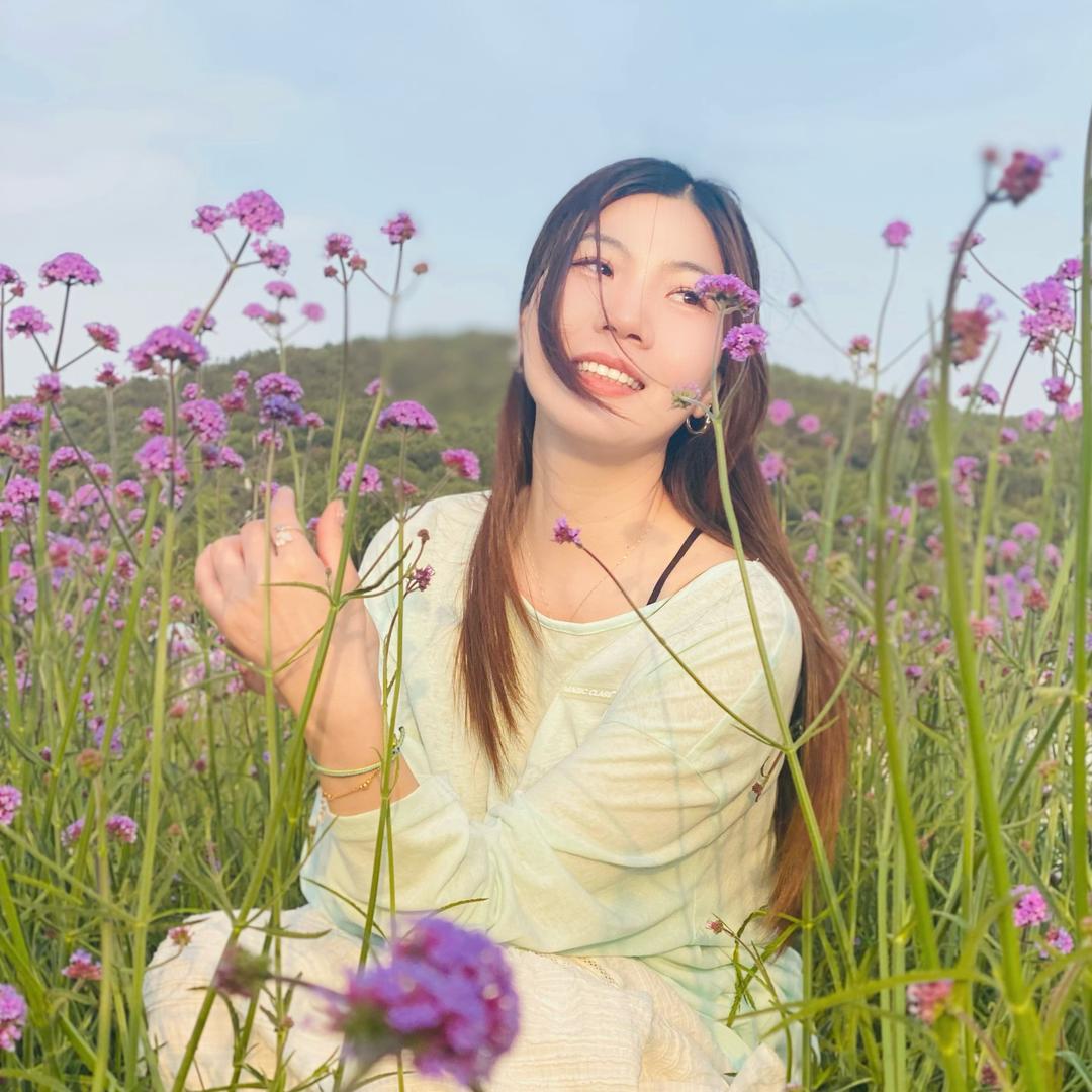 糕冷小樱呐