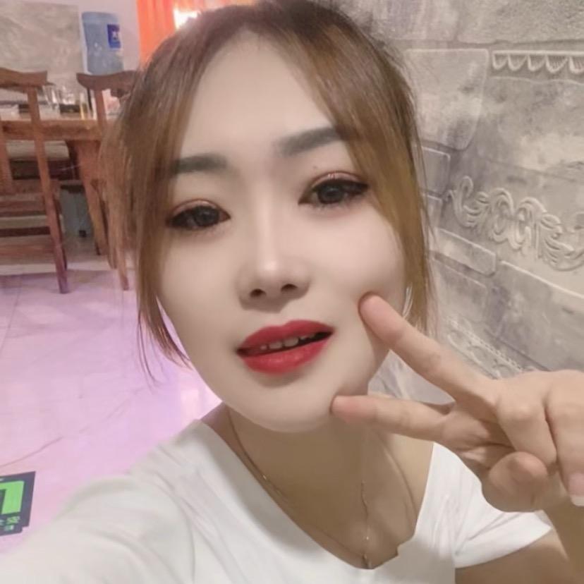 深海绝境的周春霞头像