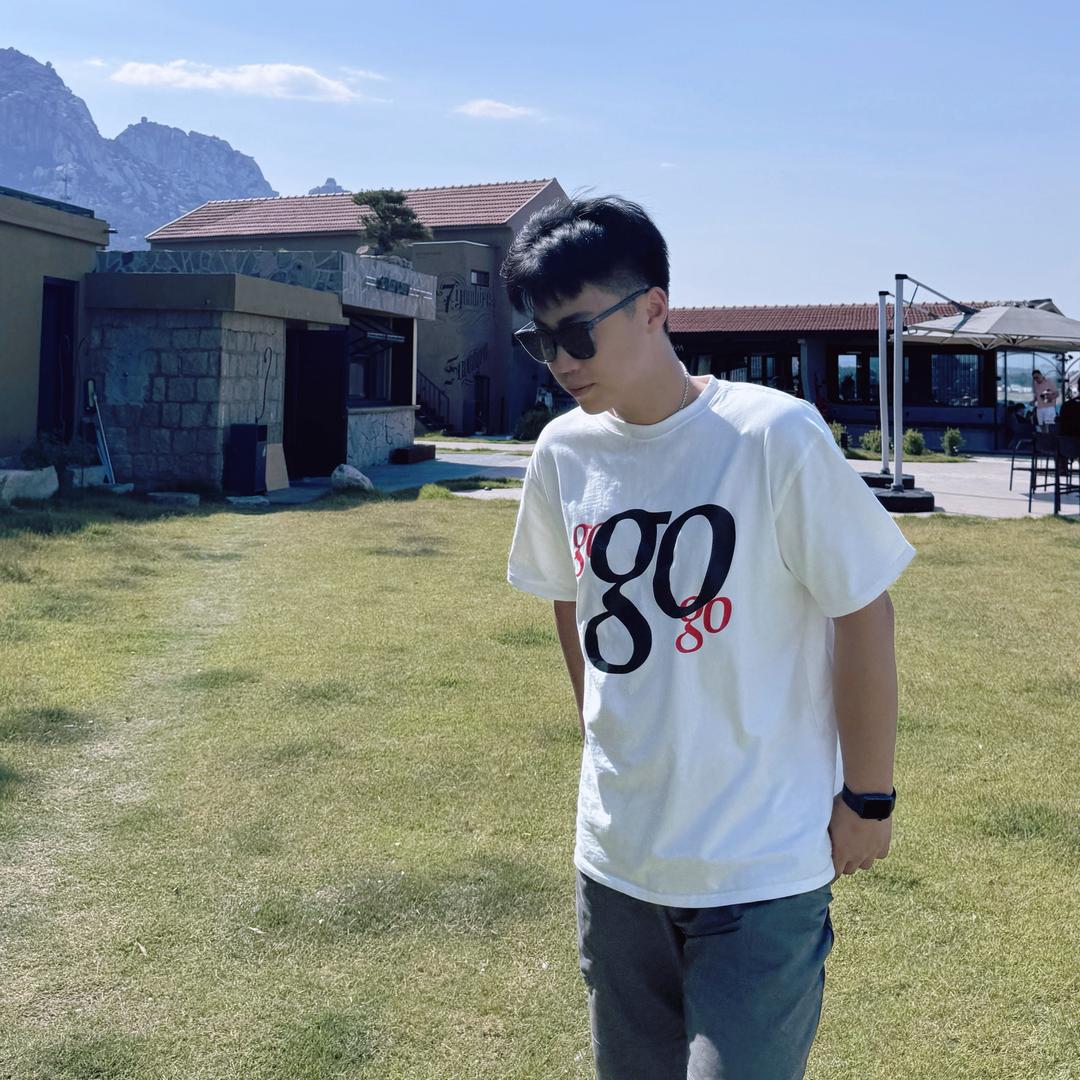 小李轻推