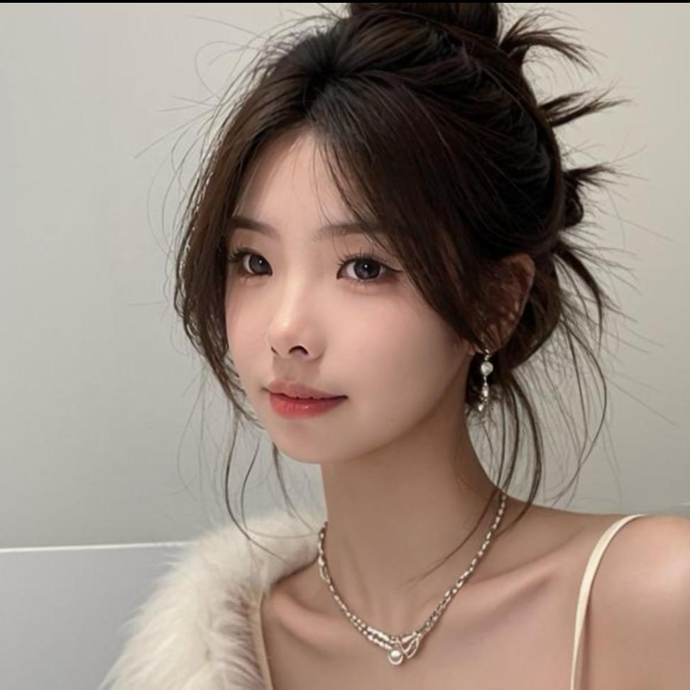 请叫我何女士！！！