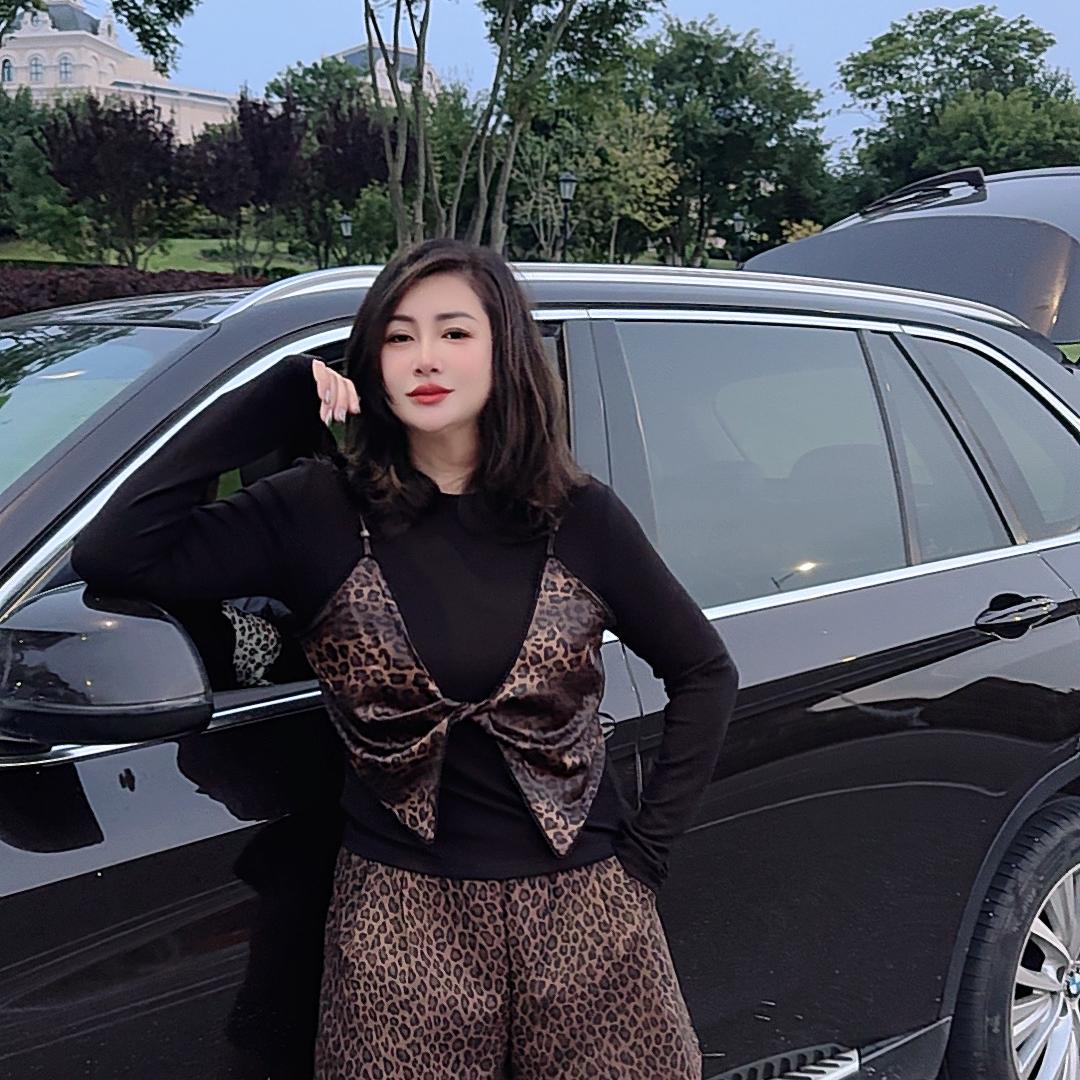 大连楠楠服饰