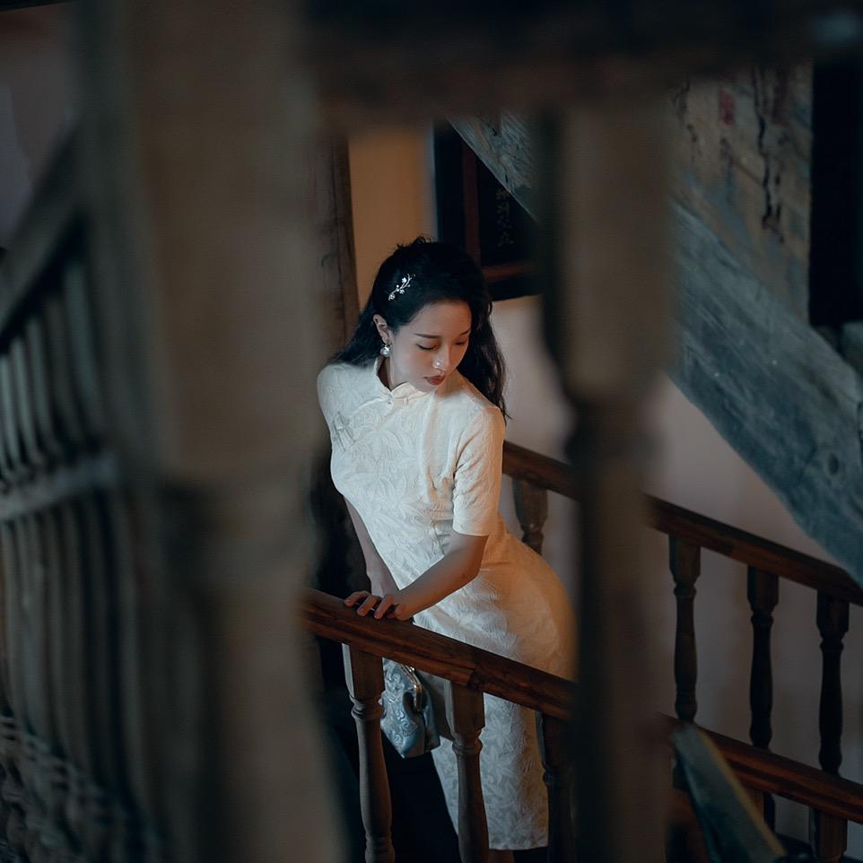 艾拉Ayla💕(服装穿搭)