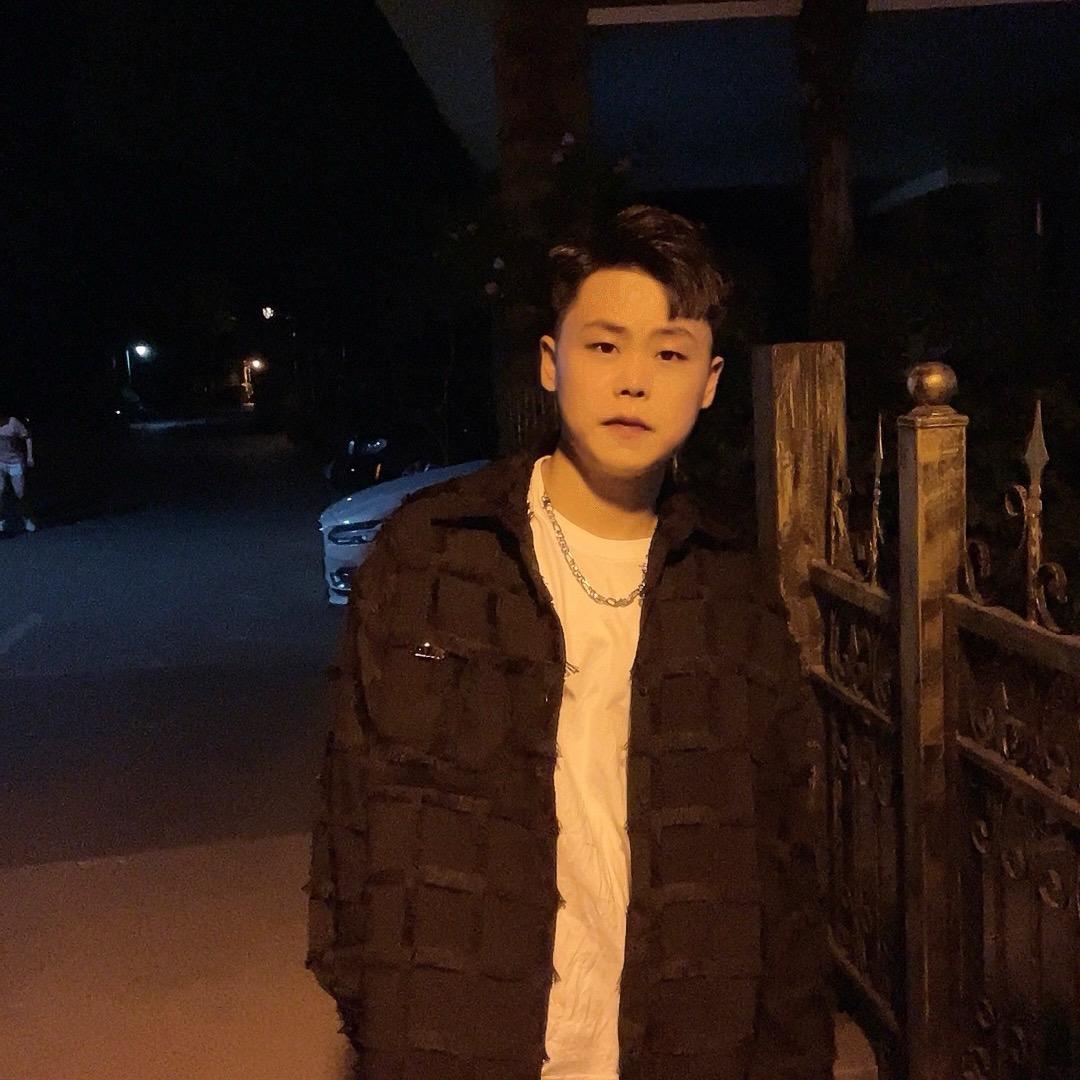 康康小跟班