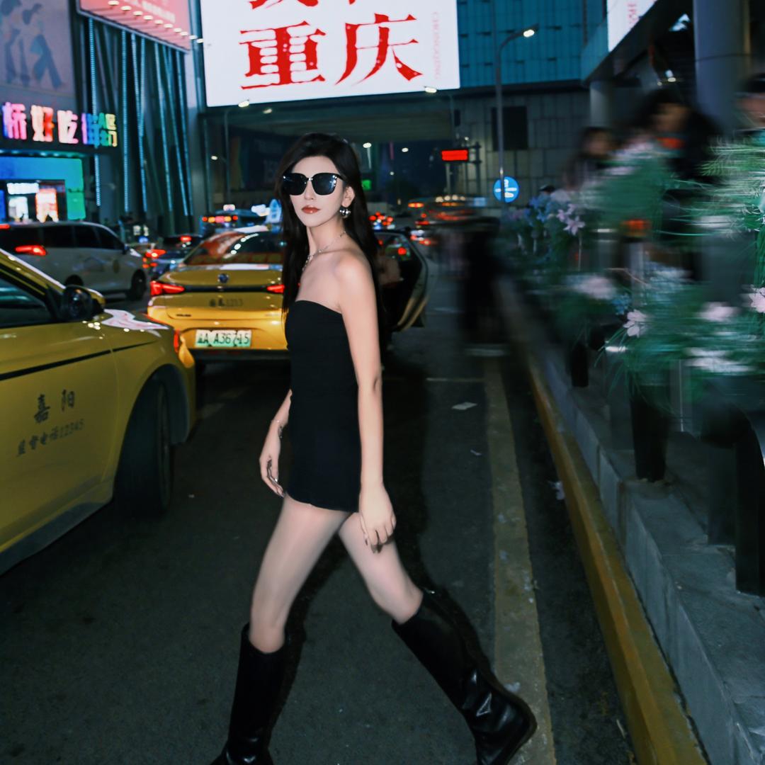 娜娜👠