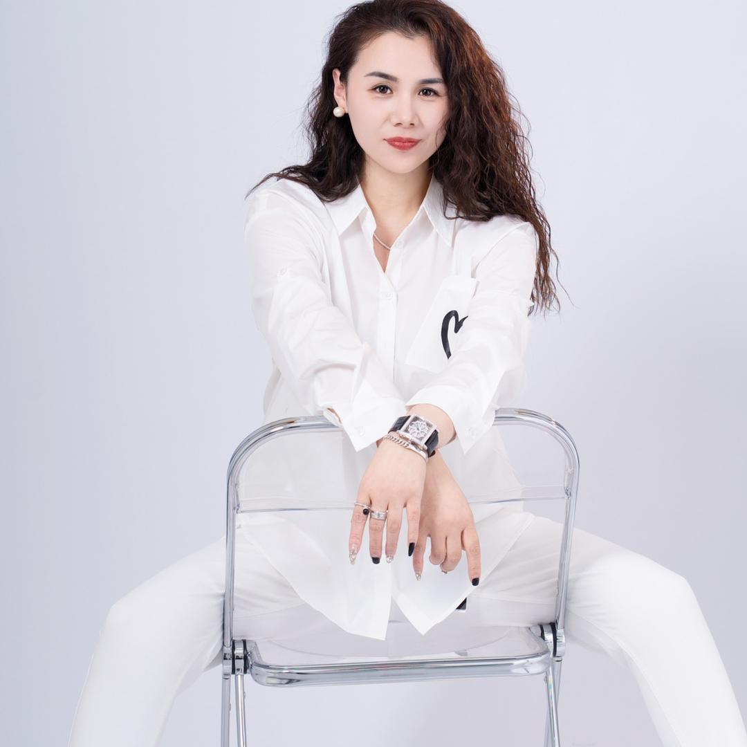 阿雯