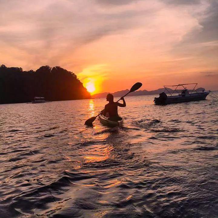 乡村女娃子（乡生野长小女娃）