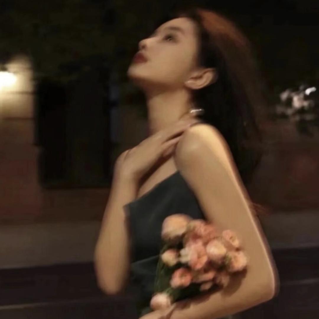 恭禧髪財女装
