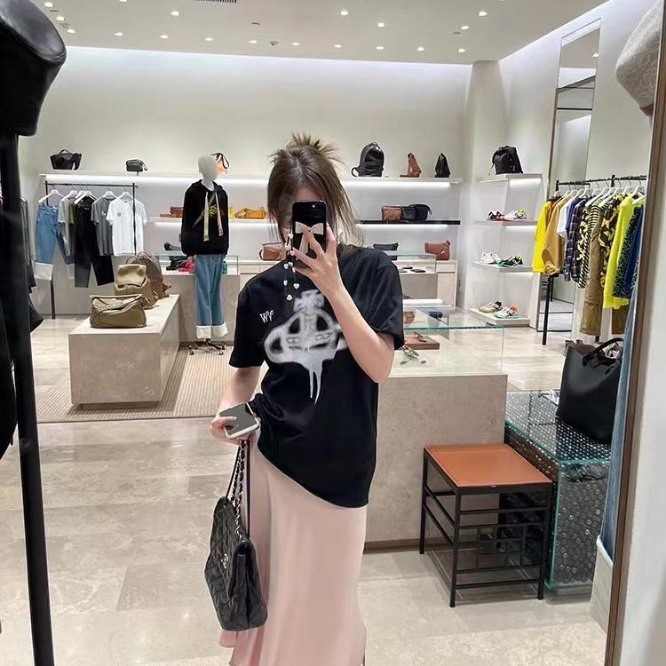 小柒女装穿搭