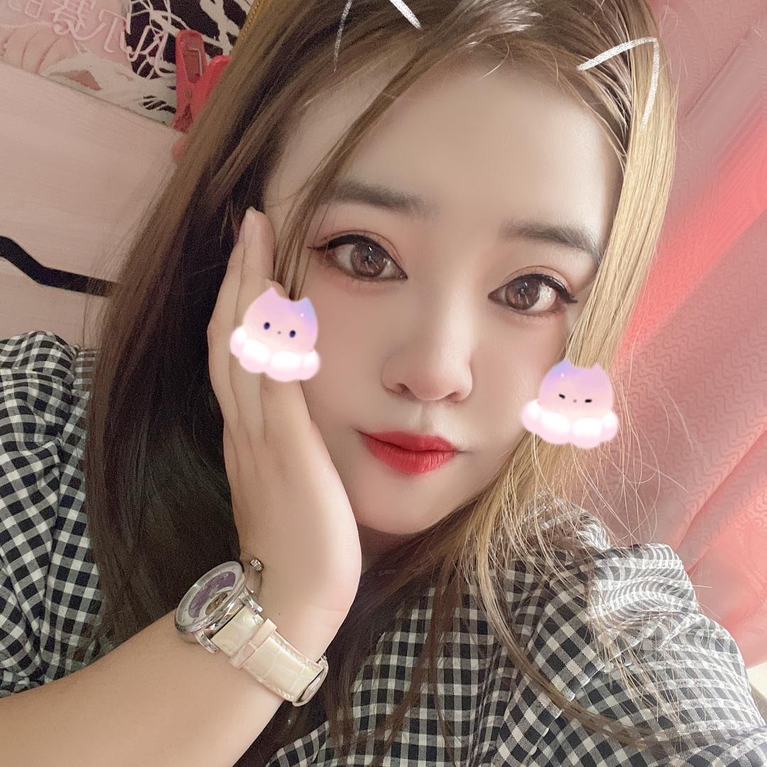 A^ 乐小爽