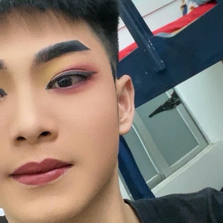 志飞